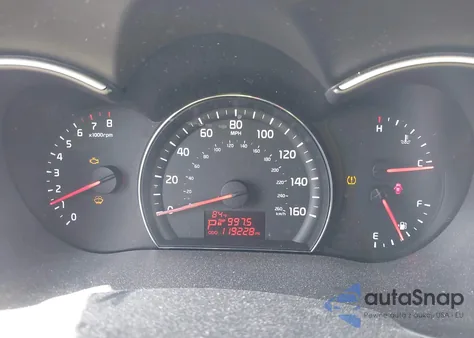 2015 Kia Sorento Lx V6 z USA, uszkodzony, nr VIN 5XYKTDA75FG659696